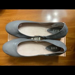 Bloch Arabian Ballerina flats grey size 14 (44)- New In box